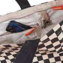 Afbeelding in Gallery-weergave laden, Duurzame shopper Rich Black detail binnenvak met rits