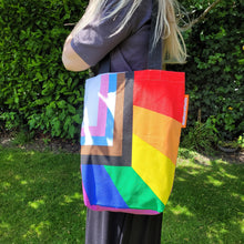 Afbeelding in Gallery-weergave laden, NoMorePlastic tote bag Pride