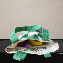 Afbeelding in Gallery-weergave laden, Totebag keyring met upcycled karabijnhaak