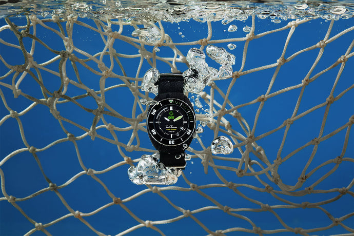 Gyre SeaCleaner - horloge gemaakt van opgedoken visnetten